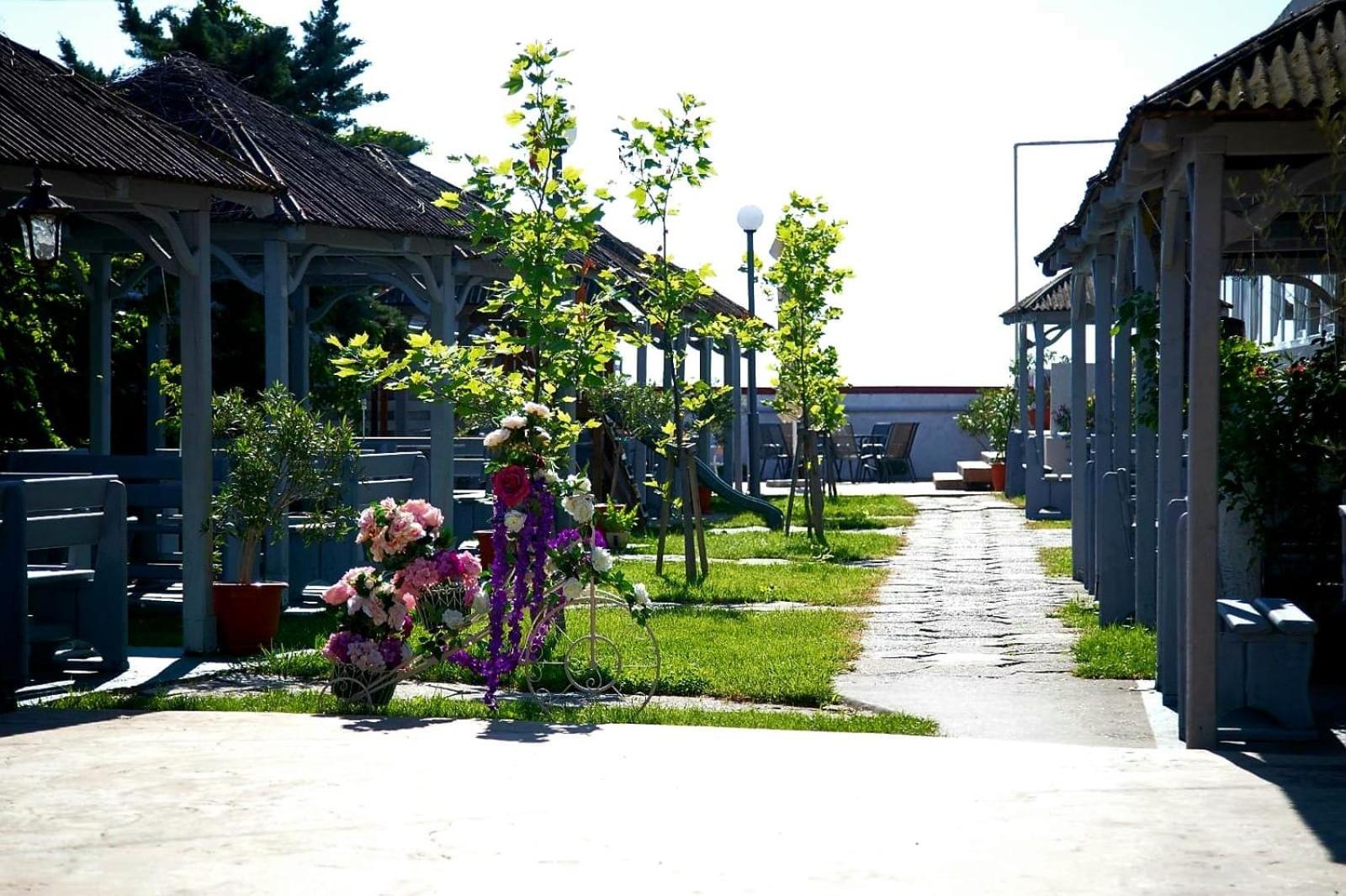 Hotel Iulia Resort Венус Екстер'єр фото